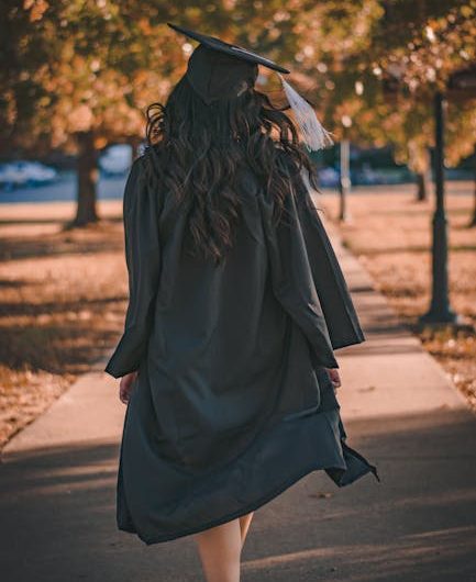 Купить красный диплом в Солигаличе