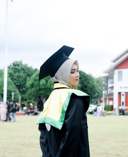 Купить диплом о среднем специальном образовании в Угличе